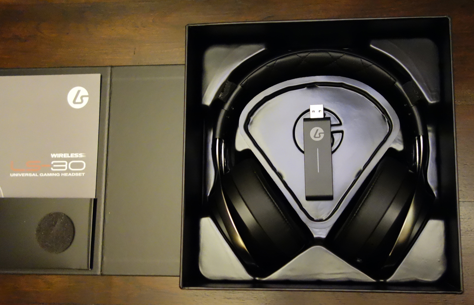 LucidSound LS30 Wireless Stereo Gaming Headset Unboxing