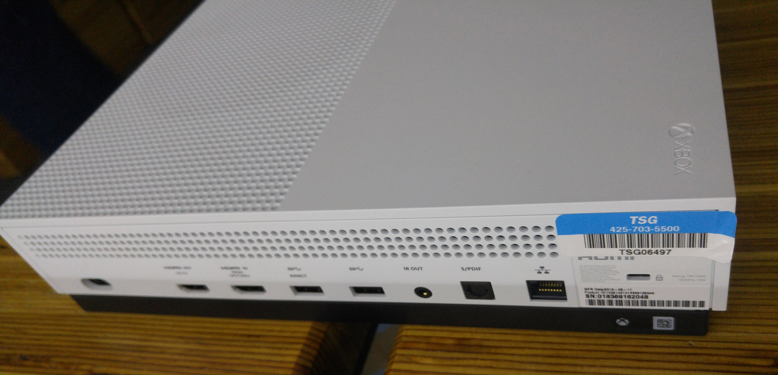 Xbox One S back ports E3 2016